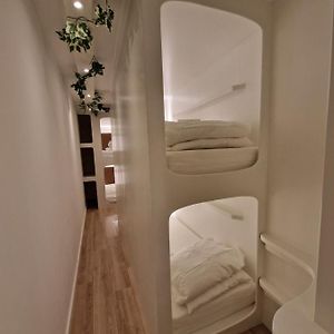 Dormitory Room Mixed